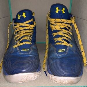 Steph Curry Under Armour sneakers - size 6.5Y